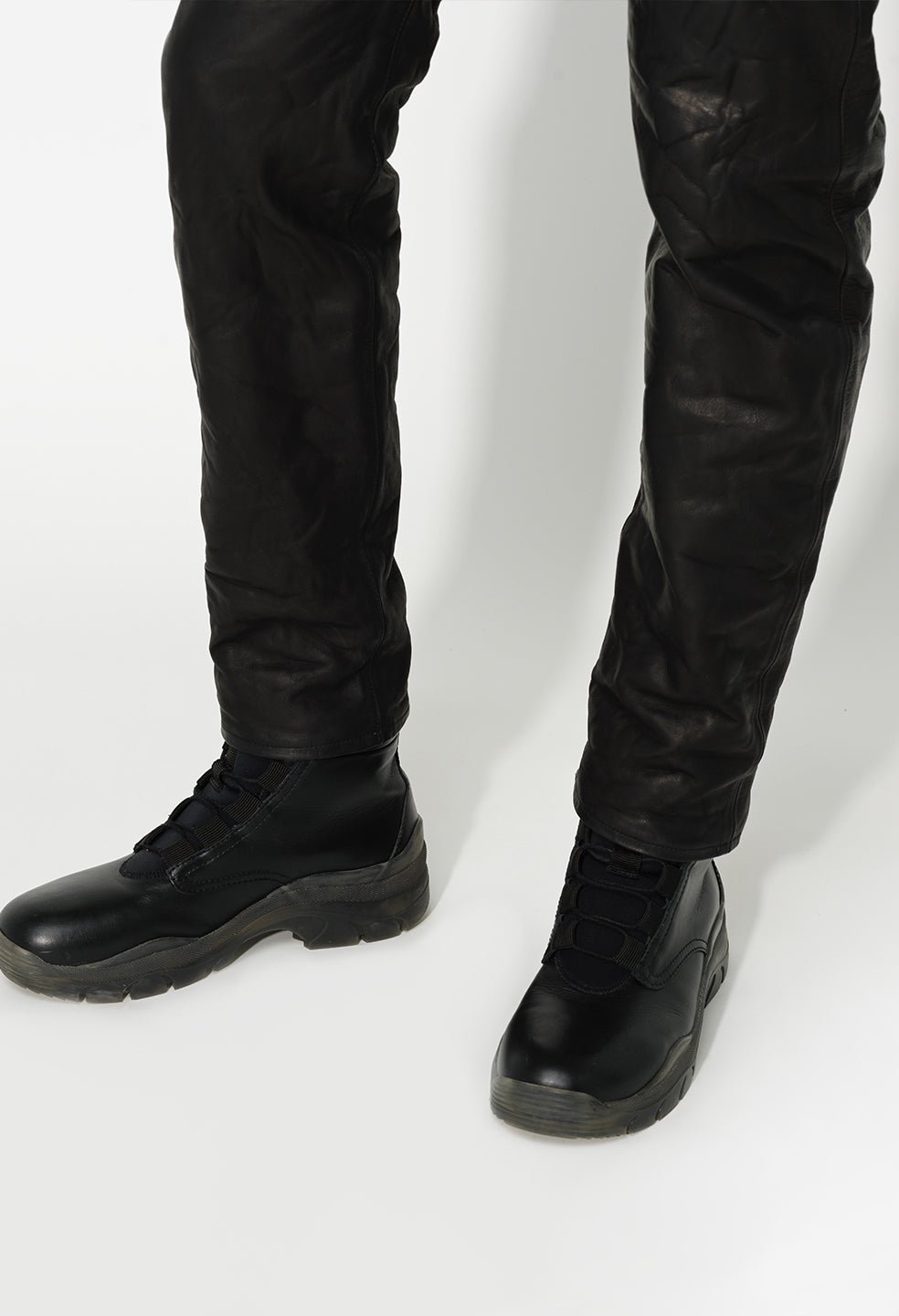 Leather Daze / Black - Image 7