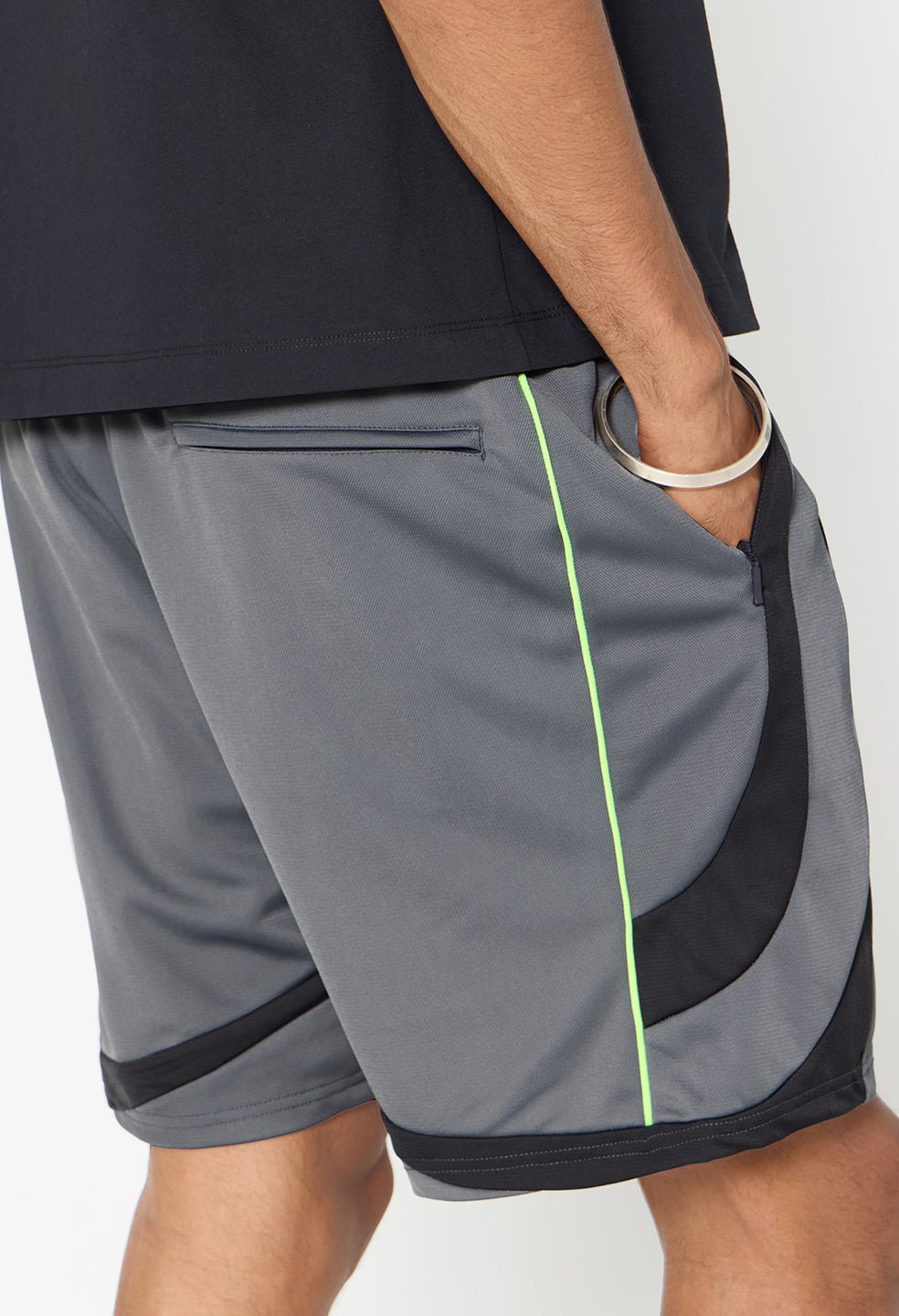 Tempo Short / Grey x Charcoal - Image 8