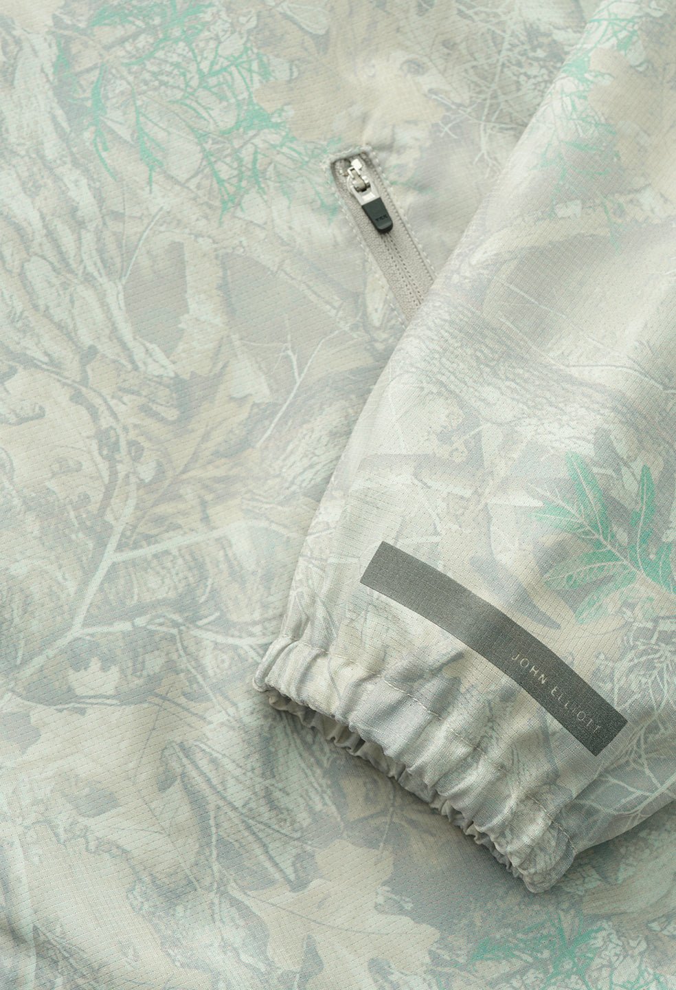 Inverness Anorak / Spray Green x Antique White - Image 2