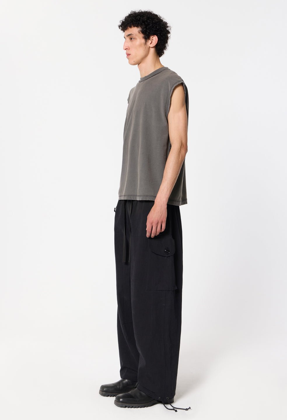 Summer Reversed Cropped Sleeveless / Washed Black - Image 5