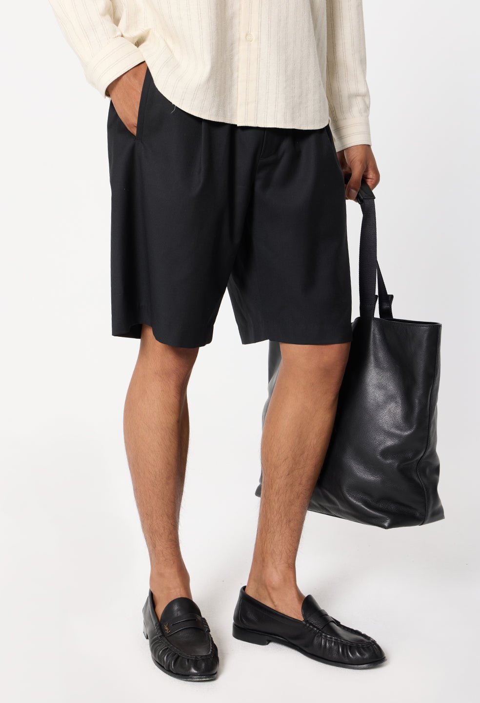 Wool Wide Easy Shorts / Black - Image 2